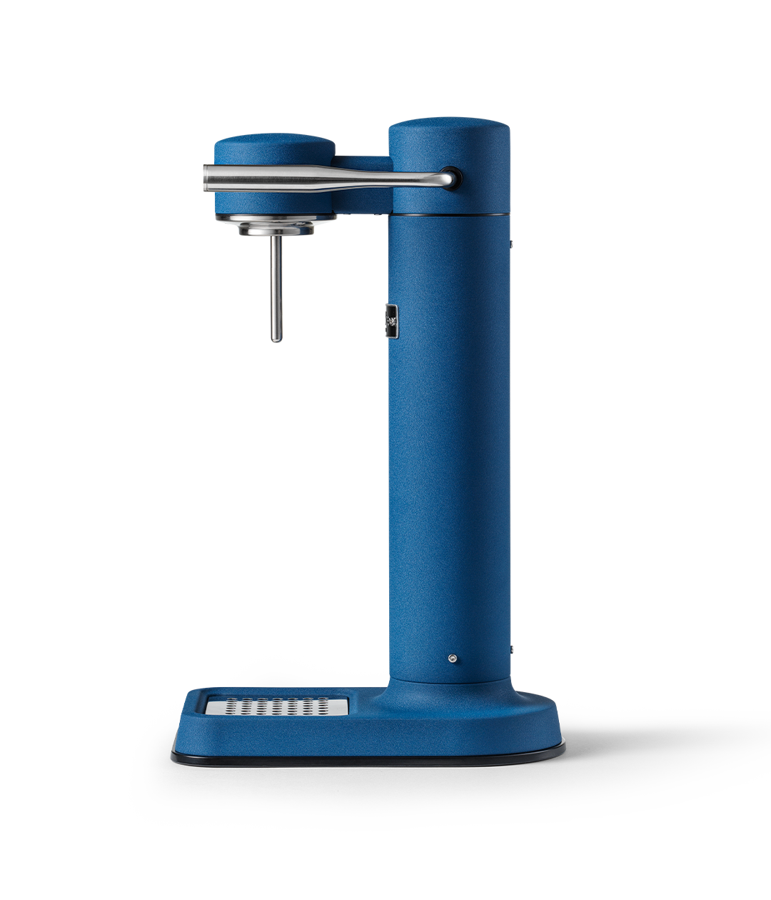 Aarke Carbonator 3 in Cobalt Blue. Side view.