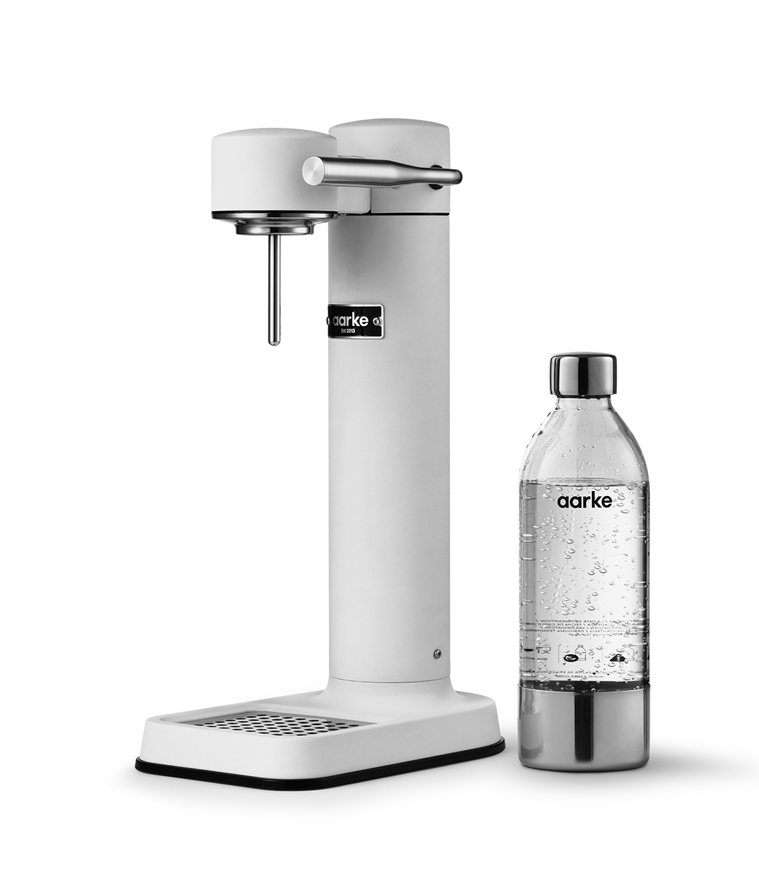 Aarke Carbonator 3 in Matte White. Side view with PET bottle.