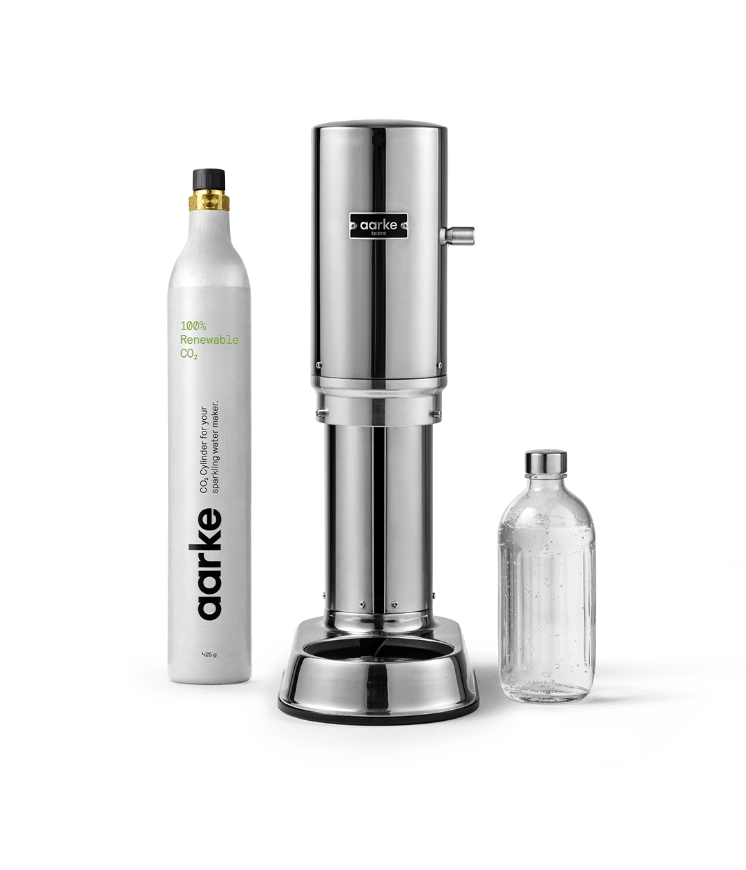 Front view of Aarke Carbonator Pro Steel, accompanied by a CO2 gas cylinder and a glass bottle filled with sparkling water.